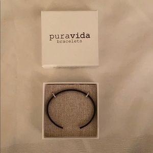Puravida Black Cuff Bracelet